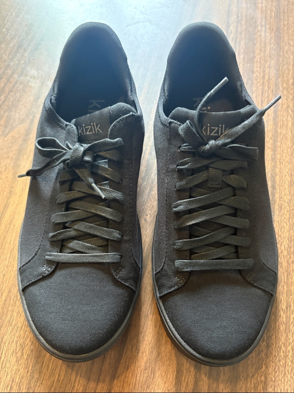 Kiznik Irvine Men’s 9 Women’s 10.5 Black Hands Free Blackout Shoes